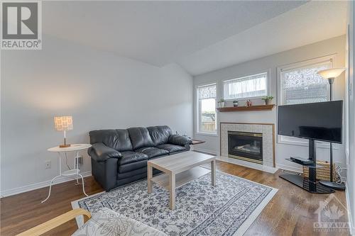 1564 Duplante Avenue, Ottawa, ON - Indoor Photo Showing Living Room With Fireplace