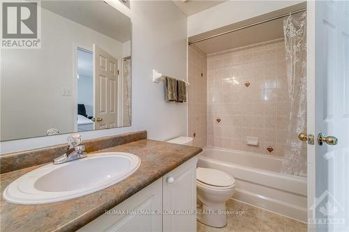 1564 Duplante Avenue, Ottawa, ON - Indoor Photo Showing Bathroom