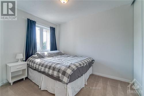 1564 Duplante Avenue, Ottawa, ON - Indoor Photo Showing Bedroom