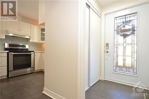 58 Tedwyn Drive, Ottawa, ON - Indoor Photo Showing Kitchen