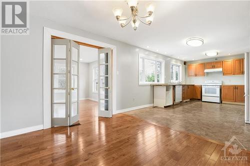 40 Dochart Street, Braeside, ON - Indoor Photo Showing Kitchen