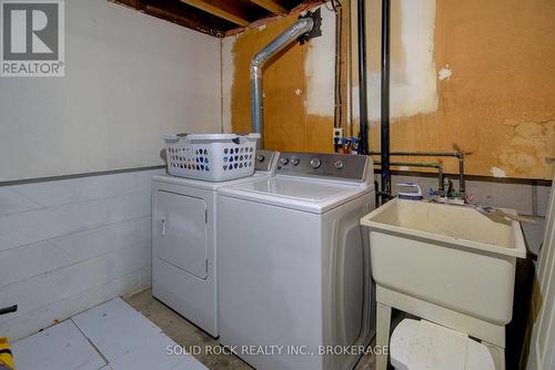 33 Derby Gate Crescent, Kingston (East Of Sir John A. Blvd), ON - Indoor Photo Showing Laundry Room