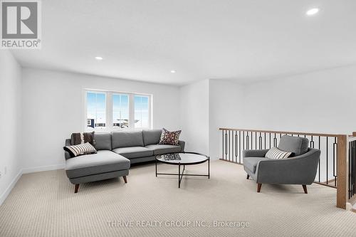 3 Basil Crescent, Middlesex Centre (Ilderton), ON - Indoor Photo Showing Living Room