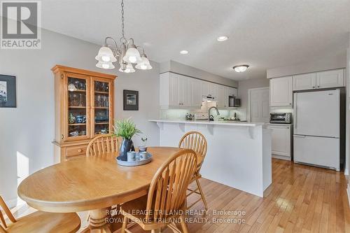 2901 Biddulph Street, London, ON - Indoor Photo Showing Dining Room