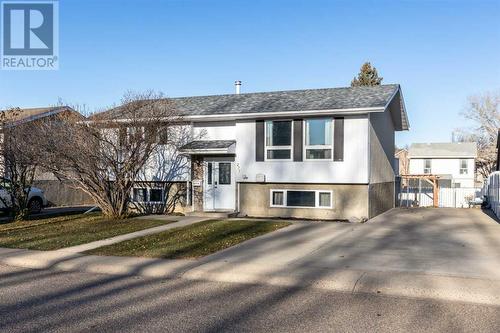 271 Seven Persons Drive Sw, Medicine Hat, AB 