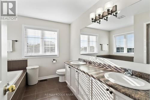 133 Swindells Street, Clarington (Bowmanville), ON - Indoor Photo Showing Bathroom