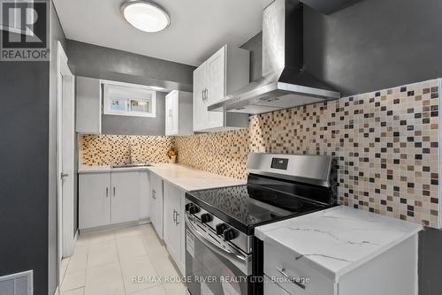 133 Swindells Street, Clarington (Bowmanville), ON - Indoor Photo Showing Kitchen