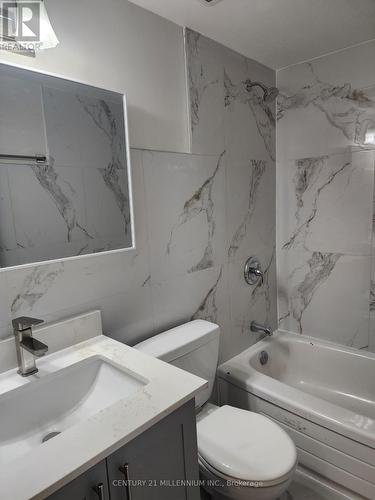 403 - 97 Nonquon Road, Oshawa, ON - Indoor Photo Showing Bathroom