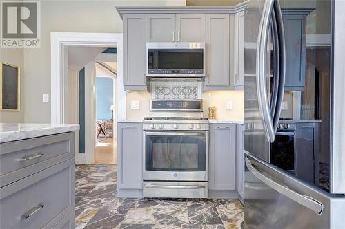 202 King Street E, Brockville, ON - Indoor Photo Showing Kitchen