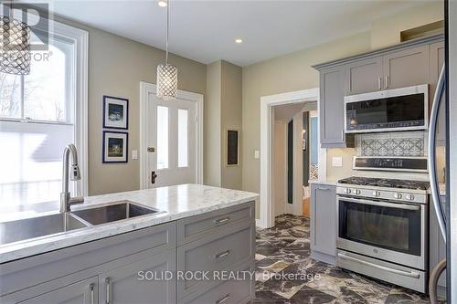 202 King Street E, Brockville, ON - Indoor Photo Showing Kitchen With Double Sink