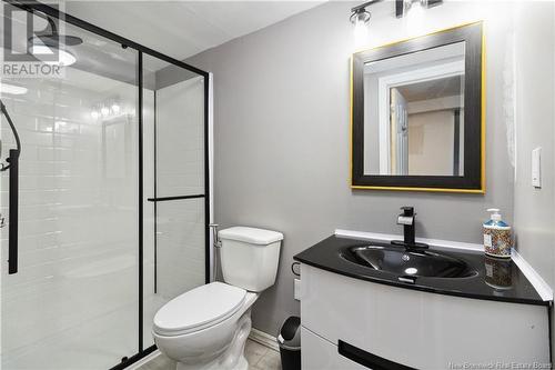 23 Vanessa Court, Riverview, NB - Indoor Photo Showing Bathroom