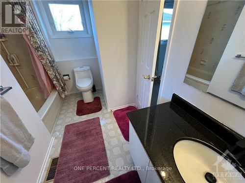 1307 Turner Crescent, Ottawa, ON - Indoor Photo Showing Bathroom