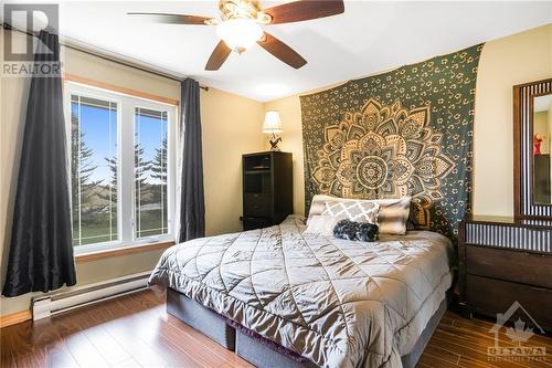 920 County Rd 23 Road, The Nation (605 - The Nation Municipality), ON - Indoor Photo Showing Bedroom