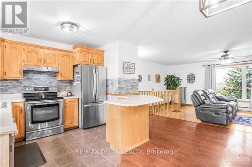 920 County Rd 23 Road, The Nation, ON - Indoor Photo Showing Kitchen