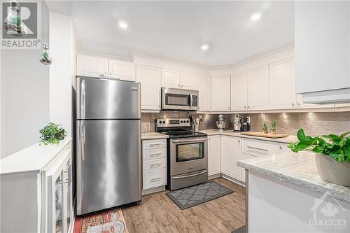 1765 Cabaret Lane, Ottawa, ON - Indoor Photo Showing Kitchen