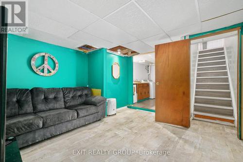 65 Elizabeth Street, Stirling-Rawdon, ON - Indoor Photo Showing Living Room