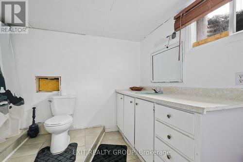 65 Elizabeth Street, Stirling-Rawdon, ON - Indoor Photo Showing Bathroom