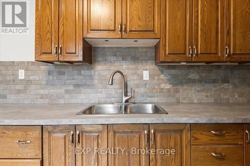 650 Armour Road, Peterborough (Ashburnham), ON - Indoor Photo Showing Kitchen With Double Sink