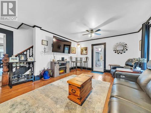 82 Forsyth Street, Marmora And Lake, ON - Indoor Photo Showing Living Room