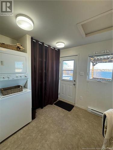 1217 Water Street, Miramichi, NB - Indoor Photo Showing Laundry Room