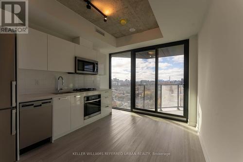 1413 - 195 Mccaul Street, Toronto, ON - Indoor Photo Showing Kitchen