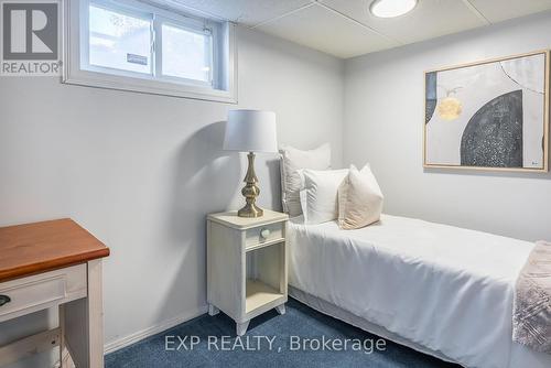 645 Weber Street E, Kitchener, ON - Indoor Photo Showing Bedroom