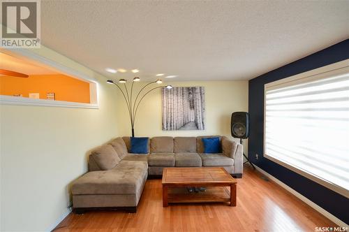 1418 Latrace Road, Saskatoon, SK - Indoor Photo Showing Living Room