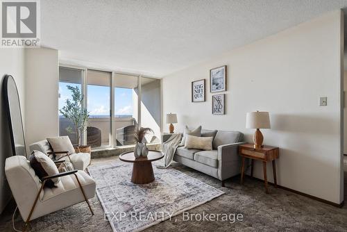 1410 - 44 Falby Court, Ajax (South East), ON - Indoor Photo Showing Living Room