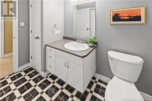 203 Worthington Avenue, Moncton, NB - Indoor Photo Showing Bathroom