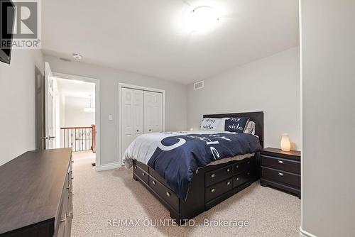 69 Hampton Ridge Drive, Belleville, ON - Indoor Photo Showing Bedroom