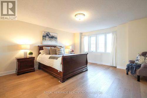 131 Root Crescent W, Ajax, ON - Indoor Photo Showing Bedroom