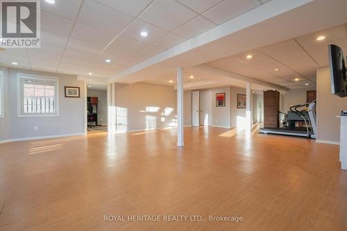 131 Root Crescent W, Ajax, ON - Indoor