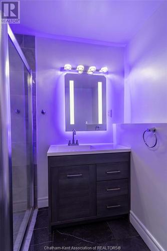 183 Moonstone Crescent, Chatham, ON - Indoor Photo Showing Bathroom