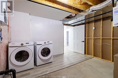 183 Moonstone Crescent, Chatham, ON - Indoor Photo Showing Laundry Room