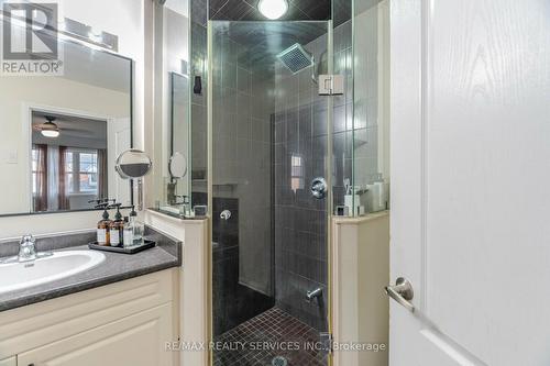 41 Betterton Crescent, Brampton, ON - Indoor Photo Showing Bathroom