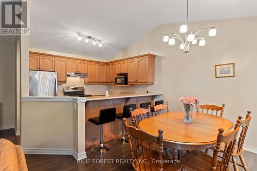 2 - 638 Wharncliffe Road S, London, ON - Indoor Photo Showing Dining Room