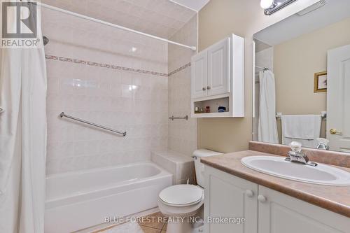 2 - 638 Wharncliffe Road S, London, ON - Indoor Photo Showing Bathroom