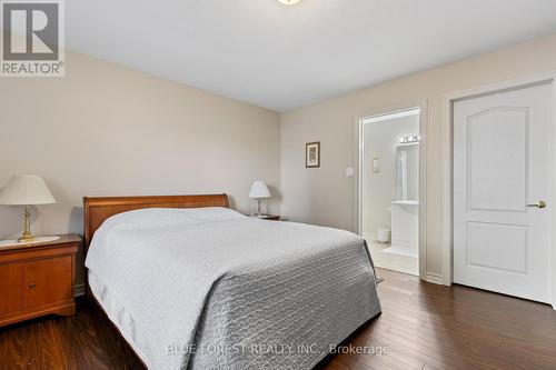 2 - 638 Wharncliffe Road S, London, ON - Indoor Photo Showing Bedroom