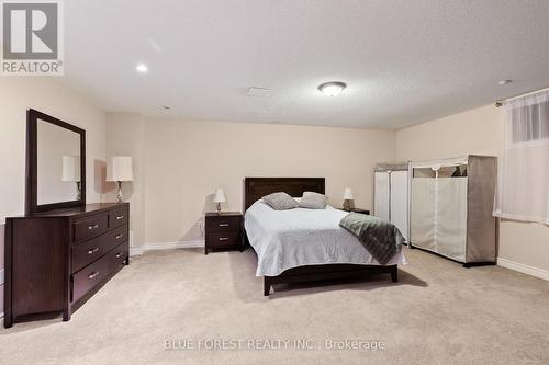 2 - 638 Wharncliffe Road S, London, ON - Indoor Photo Showing Bedroom