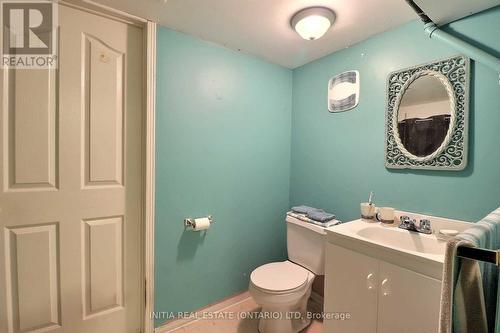 305 Belfield Street, London, ON - Indoor Photo Showing Bathroom