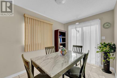 27 Hollyridge Crescent, Kitchener, ON - Indoor Photo Showing Dining Room