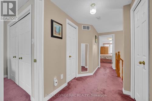 27 Hollyridge Crescent, Kitchener, ON - Indoor Photo Showing Other Room