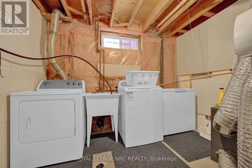 27 Hollyridge Crescent, Kitchener, ON - Indoor Photo Showing Laundry Room