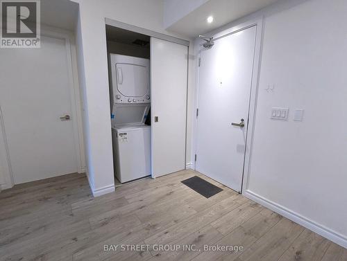 712 - 159 Dundas Street N, Toronto, ON - Indoor Photo Showing Laundry Room