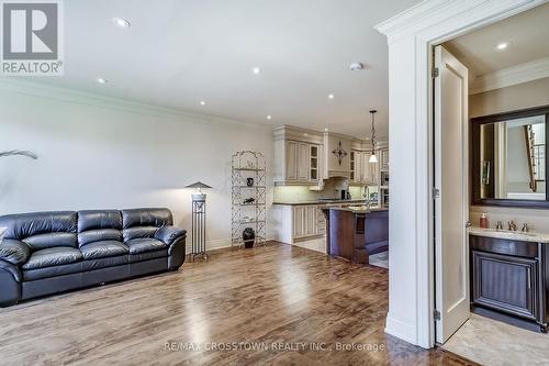 8293 Kipling Avenue, Vaughan, ON - Indoor Photo Showing Living Room