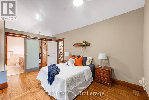 18340 Bathurst Street, King, ON - Indoor Photo Showing Bedroom