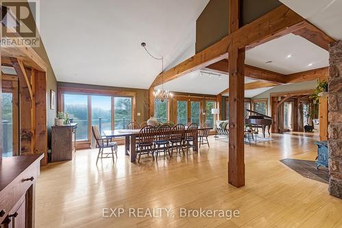 18340 Bathurst Street, King, ON - Indoor Photo Showing Dining Room