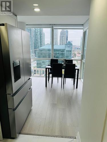 1903 - 350 Webb Drive, Mississauga, ON - Indoor Photo Showing Dining Room