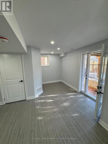 25 Earlsbridge Boulevard W, Brampton, ON - Indoor Photo Showing Other Room