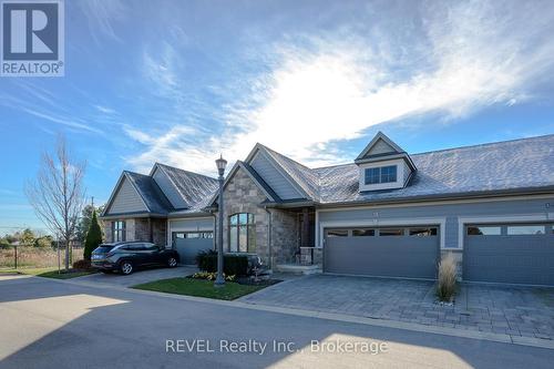 40 - 180 Port Robinson Road, Pelham (662 - Fonthill), ON - Outdoor With Facade